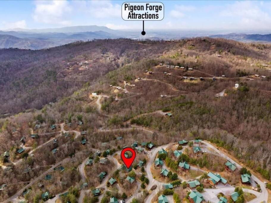 Breathtaking Views Of The Smokies, 3 Mins To Gatlinburg Villa Exterior photo