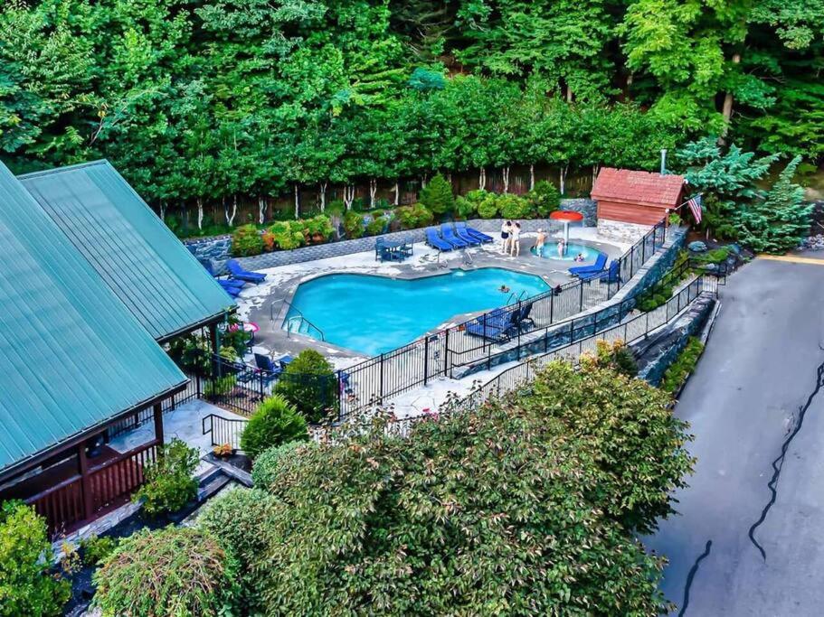 Breathtaking Views Of The Smokies, 3 Mins To Gatlinburg Villa Exterior photo